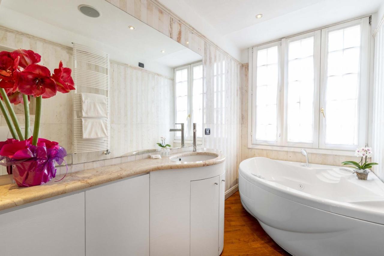 Apartment Tolentini Canal View & Terrace By Wonderful Italy Venedig