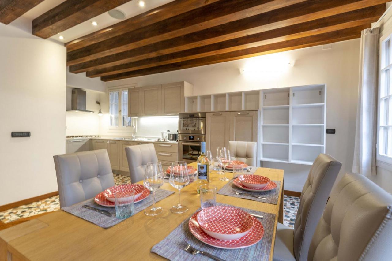 Apartment Tolentini Canal View & Terrace By Wonderful Italy Venedig