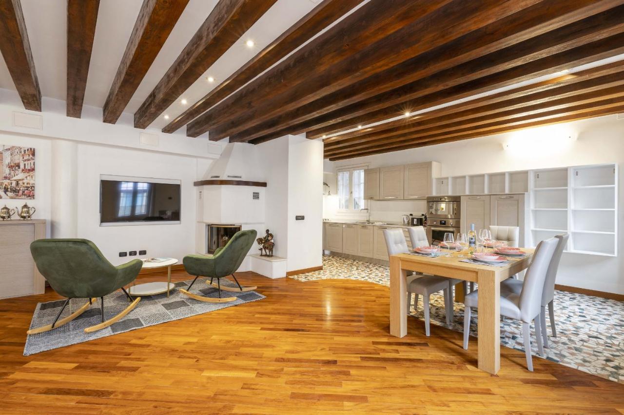Tolentini Canal View & Terrace By Wonderful Italy Venedig
